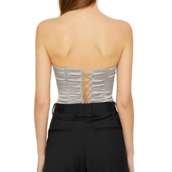 Satin corset - Picture 3 of 3